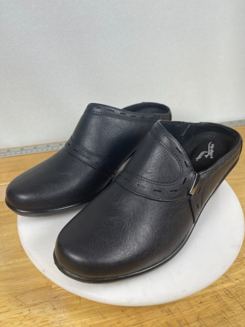 Easy Street Cynthia Black Mule Clogs Comfort Slip On Shoes Women 11M